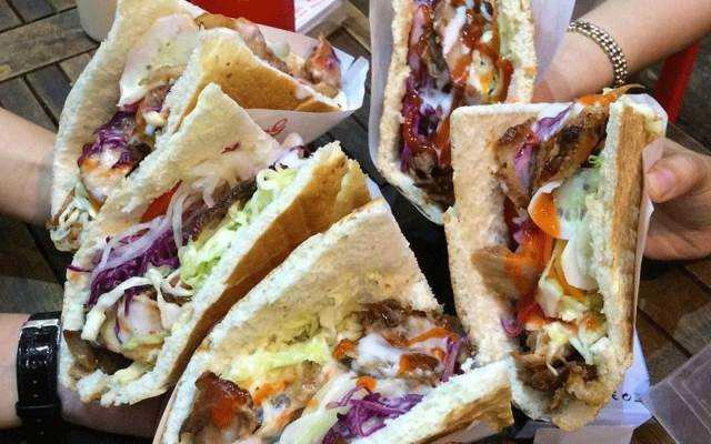 Ăn vặt Nhung - Bánh Mì Kebab