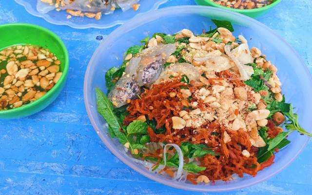 Ăn vặt Nộm & Bánh Bột Lọc - Yên Hòa