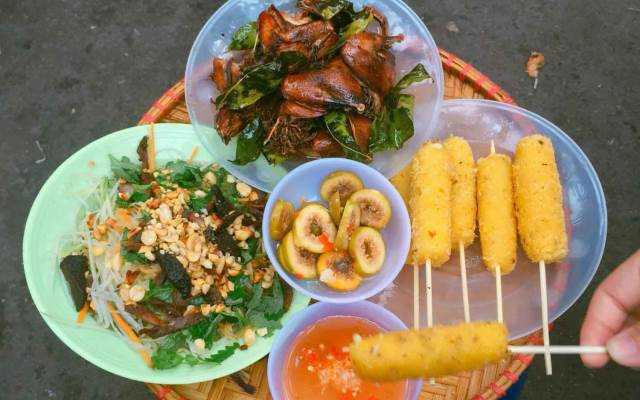 Ăn vặt Nộm Thuỷ - Lạc Long Quân