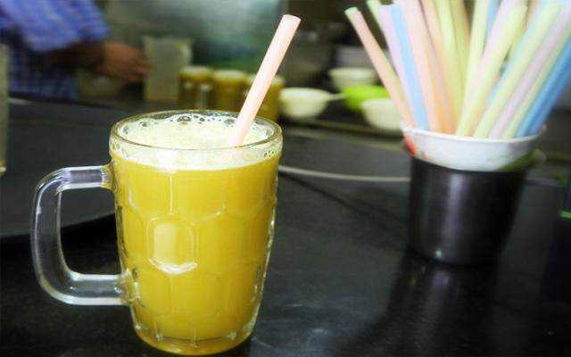 Ăn vặt Nước Mía Nguyên Chất - Xóm Chiếu