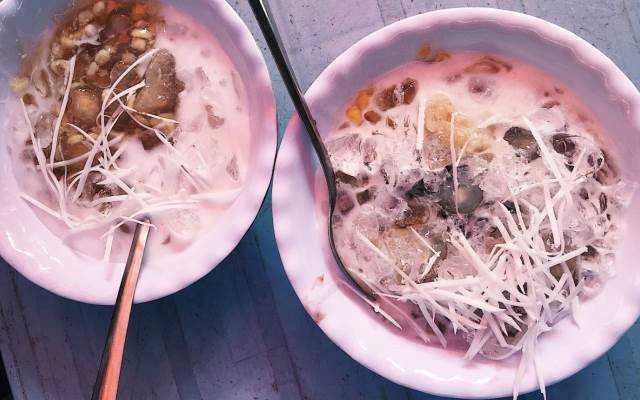 Ăn vặt Oanh Chè - Chè Các Loại