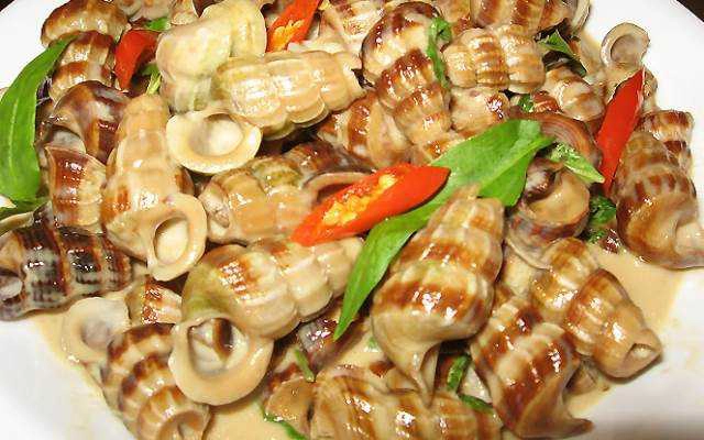 Ăn vặt Ốc 42  - Bùi Thị Xuân