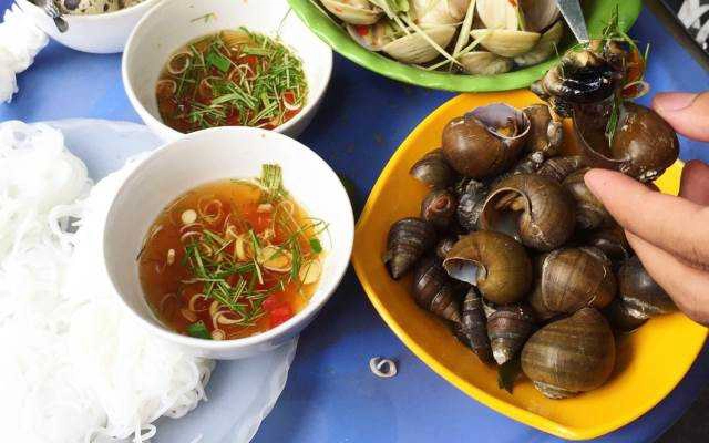 Ăn vặt Ốc Gánh