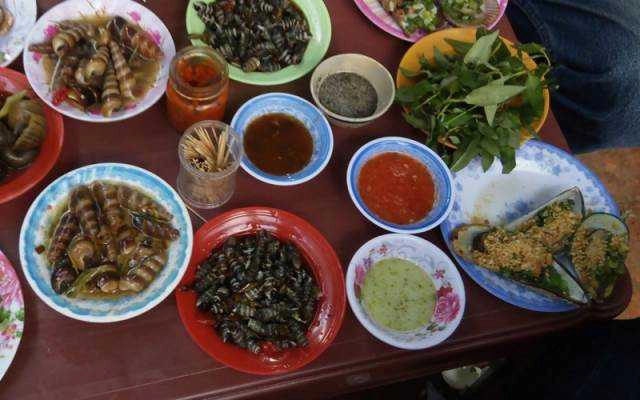 Ăn vặt Ốc Hút 15K