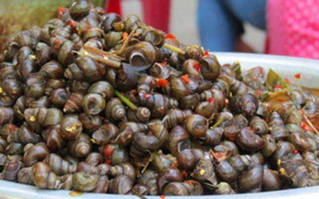 Ăn vặt Ốc Hút Cây Xanh