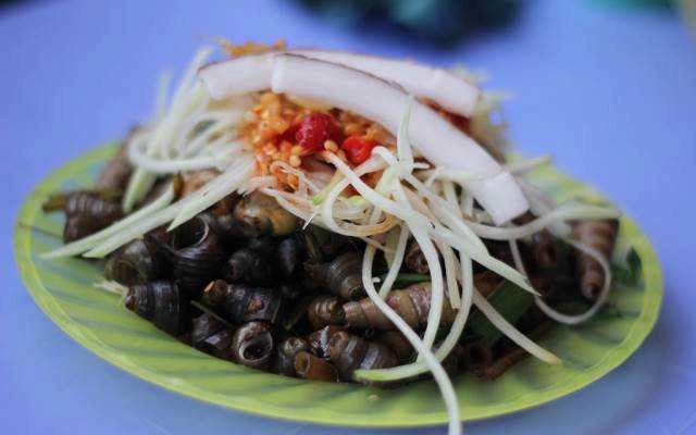 Ăn vặt Ốc Hút - Hà Huy Tập