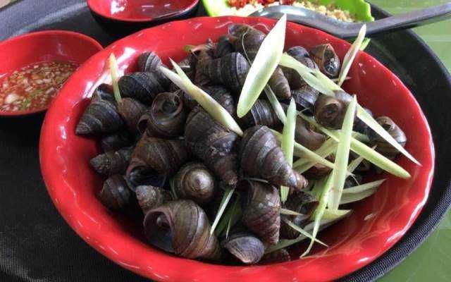 Ăn vặt Ốc Mai