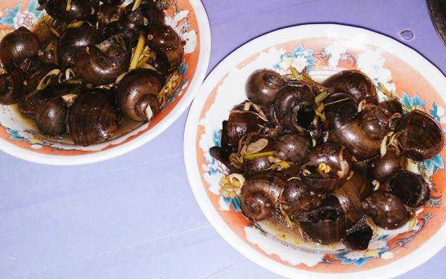 Ăn vặt Ốc Um & Kem Flan