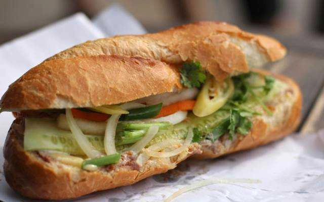 Ăn vặt Ông Cu - Ri - Bánh Mì Xiên Nướng & Trà Sữa Trân Châu