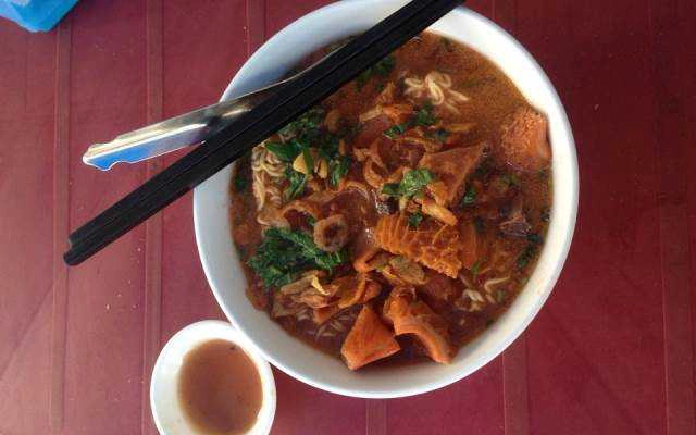 Ăn vặt Phá Lấu Bò - Chung Cư H3 Chu Văn An