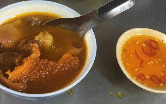 Ăn vặt Phá Lấu Bò - Đồng Đen