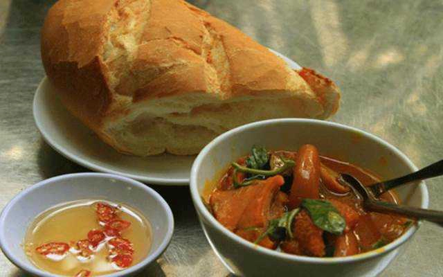 Ăn vặt Phá Lấu Cô Lài