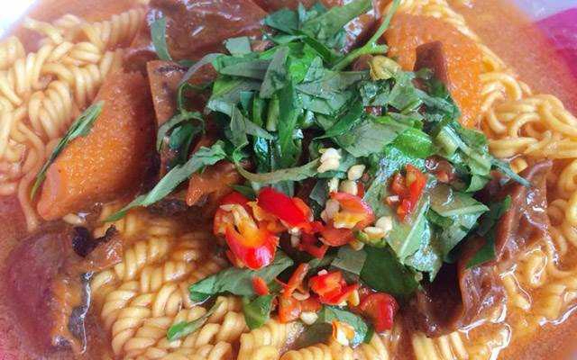 Ăn vặt Phá Lấu Xe Đẩy - Điện Biên Phủ