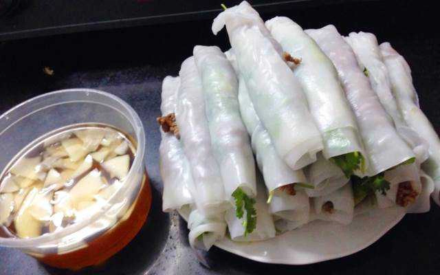 Ăn vặt Phở Cuốn
