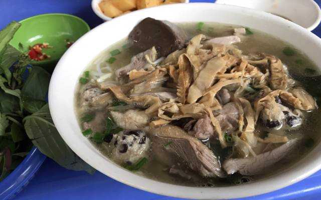 Ăn vặt Phở Gà & Bún Miến Ngan - Giáp Bát