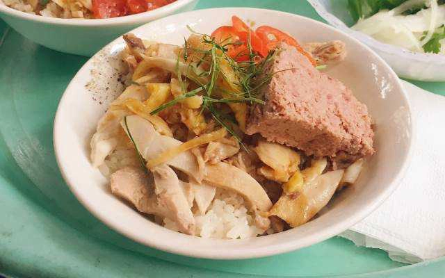 Ăn vặt Phở Gà & Xôi Các Loại - Lương Văn Can