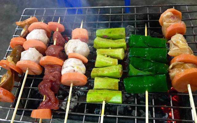 Ăn vặt Phuket - Xiên Que & Lẩu Nhúng