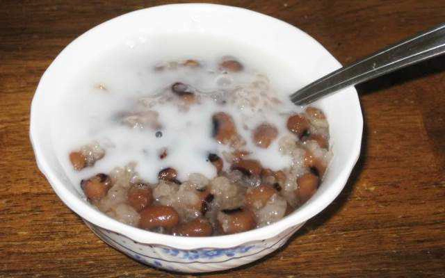 Ăn vặt Phương Nhi - Chè & Sinh Tố