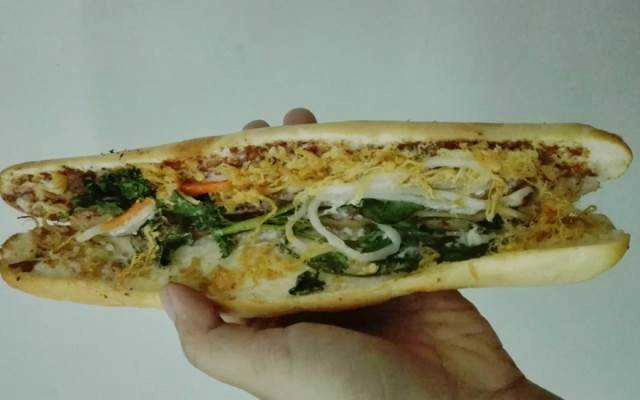 Ăn vặt Quá Xá Đã - Bánh Mì Que