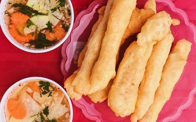Ăn vặt Quán Anh Híp - Quẩy Nóng & Bánh Batiso