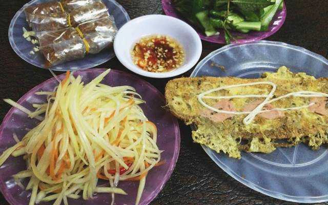 Ăn vặt Quán Bánh Mì Ép - Thạch Hãn