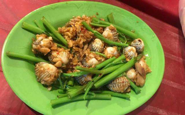 Ăn vặt Quán Ốc Hè Phố