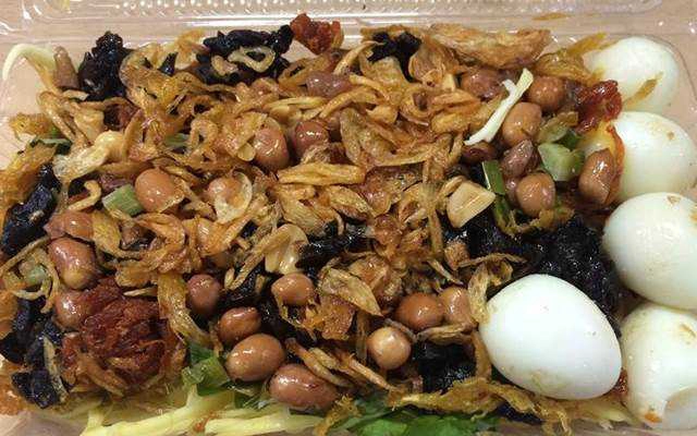Ăn vặt Bánh Tráng Trộn Cô Thảo