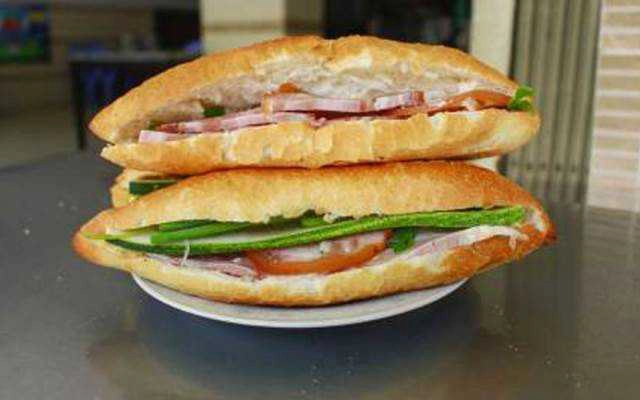 Ăn vặt Quán Thuận - Bánh Mì & Xíu Mại