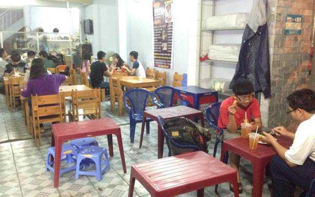 Ăn vặt Quán Vteen - Phạm Hùng