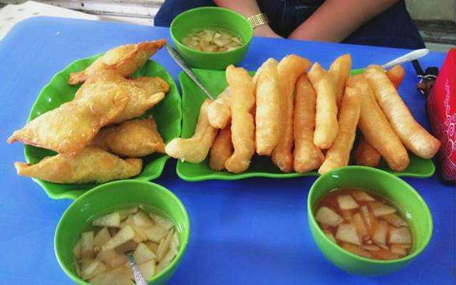 Ăn vặt Quẩy Nóng, Bánh Gối - Nguyễn Lương Bằng