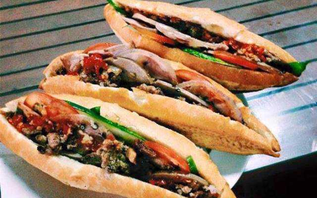 Ăn vặt Queen - Bánh Mì Hội An - Tây Sơn