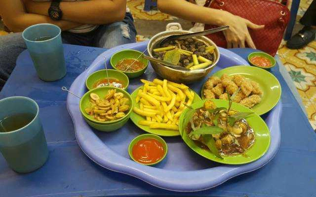 Ăn vặt Quyên Lọ - Ốc Các Loại
