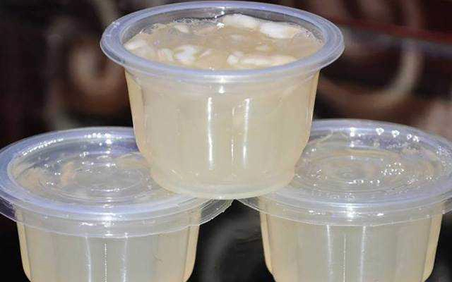Ăn vặt Rau Câu Chân Vịt Đường Phèn