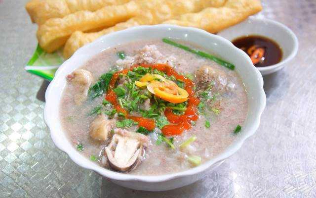 Ăn vặt Sáu Cúc - Cháo Lòng