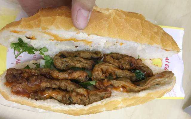 Ăn vặt Sáu Lắm - Bánh Mì Chả Cá