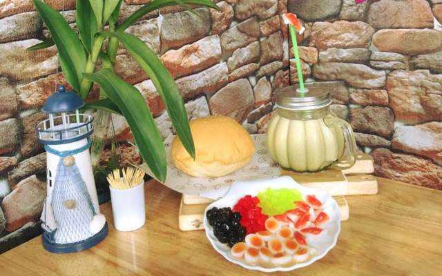 Ăn vặt Supersaigon - Burger & Trà Sữa