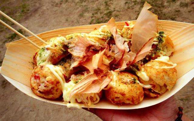 Ăn vặt Takoyaki - Bánh Bạch Tuộc Nướng Dĩ An