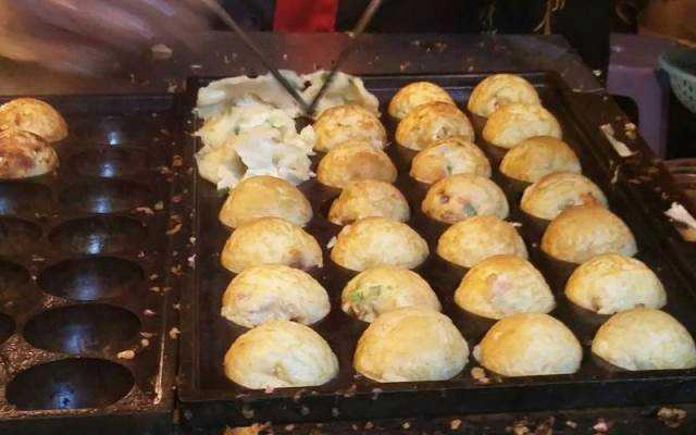 Ăn vặt Takoyaki Tân Phước