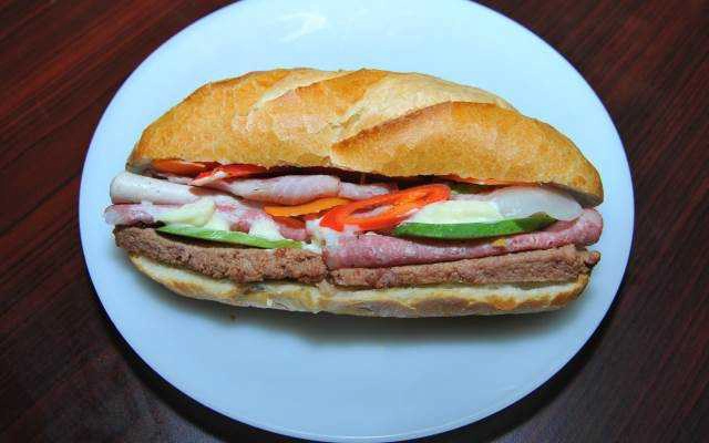 Ăn vặt Tân Mỹ - Bánh Mì & Thịt Nguội