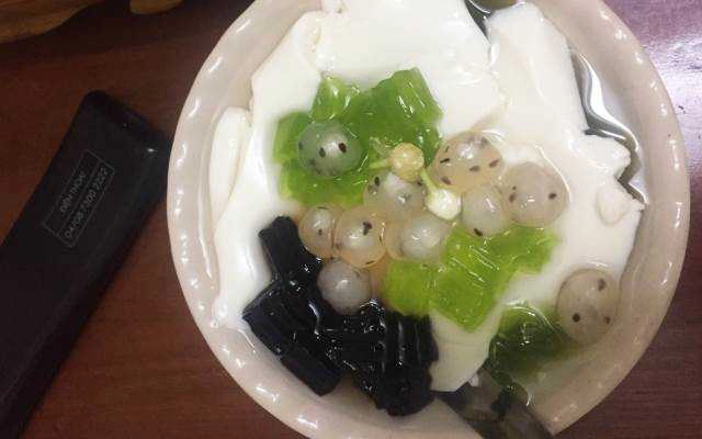 Ăn vặt Tào Phớ Thạch Lá Nếp - Hàng Da