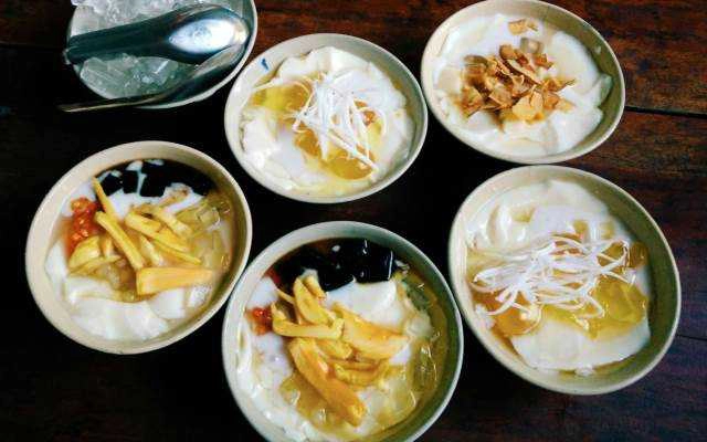 Ăn vặt Tàu Hủ Xe Lam - Phùng Văn Cung