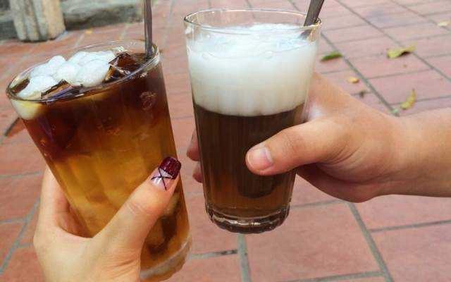 Ăn vặt Thạch Rau Câu & Chè Sắn Nóng