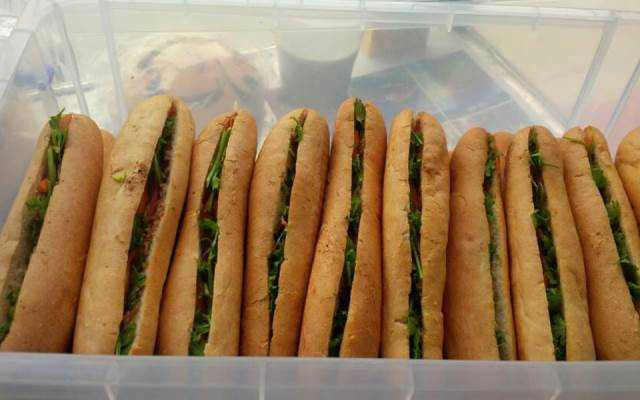 Ăn vặt Thanh Ngân - Bánh Mì Que