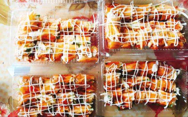 Ăn vặt Thập Cẩm Quán - Bánh Tráng & Thịt Xiên Nướng