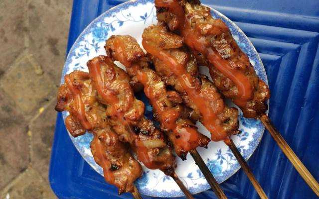 Ăn vặt Thịt Xiên Nướng - 209 Đội Cấn