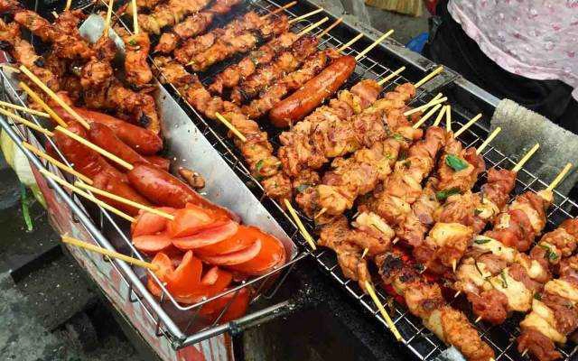 Ăn vặt Thịt Xiên Nướng - Trường Phổ Thông Liên Cấp Well Spring