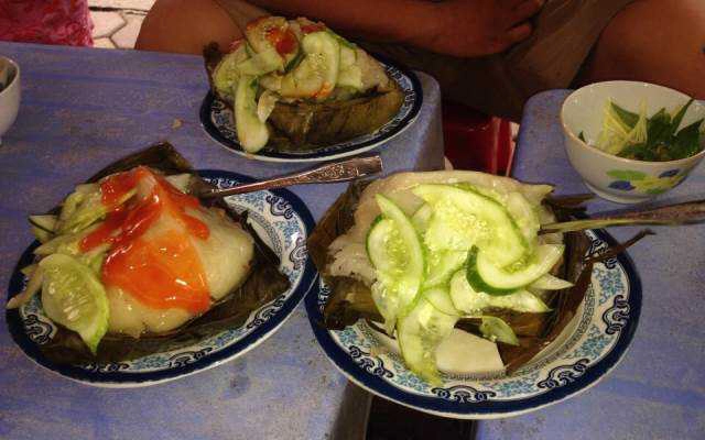 Ăn vặt Thu - Bánh Giò Nóng