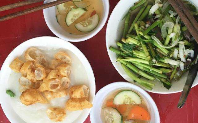 Ăn vặt Tiết Hầm, Cháo & Bánh Patiso - Hạ Long