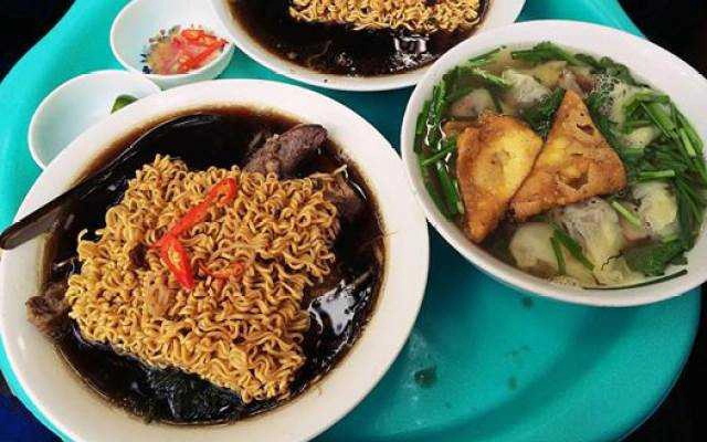 Ăn vặt Gà Tần & Tiết Tần - Hàng Cá