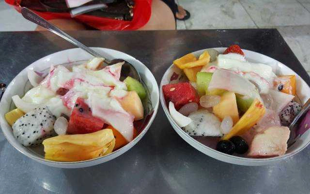 Ăn vặt Trái Cây Tô Tự Chọn - Hồng Lạc